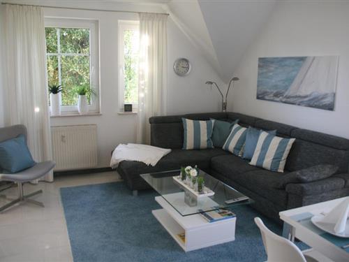 Holiday Home/Apartment - 4 persons -  - Strandstraße - 18374 - Zingst