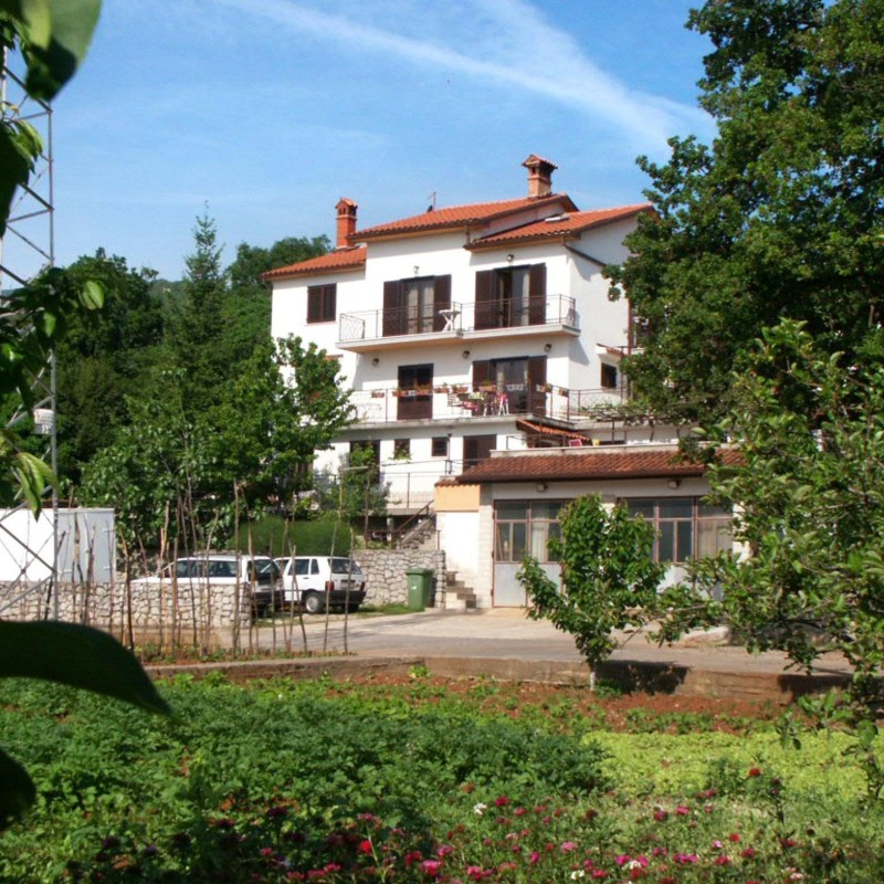 Ferielejlighed - 3 personer -  - Prvog maja - 51414 - Icici