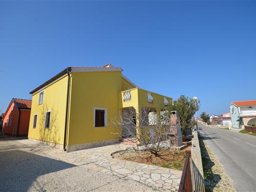 Holiday Home/Apartment - 4 persons -  - Vir - 23234 - Vir