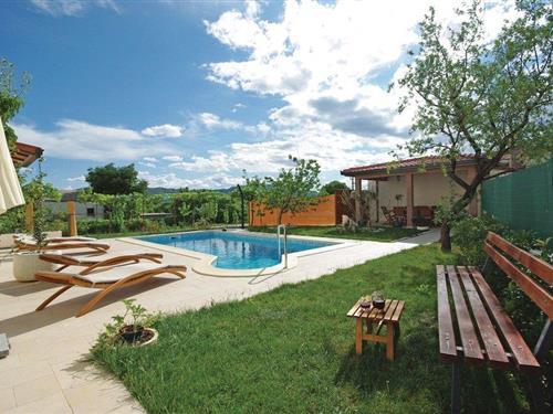 Ferielejlighed - 6 personer -  - Dr.Franje Tudmana - Makarska-Sestanovac - 21250 - Sestanovac