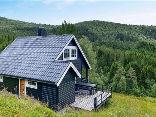 Holiday home - 7 persons -  - Heggjadalsvegen - 6770 - Nordfjordeid