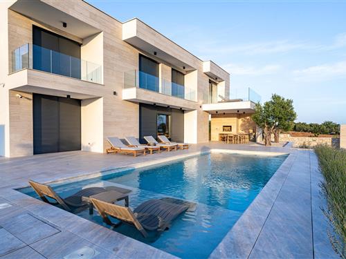 Holiday home - 8 persons -  - Petra Hektorovica bb - Biograd-Sveti Filip I Jakov - 23207 - Sveti Filip I Jakov