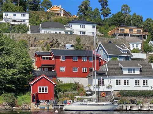 Holiday Home/Apartment - 6 persons -  - Kystveien - 4842 - Arendal