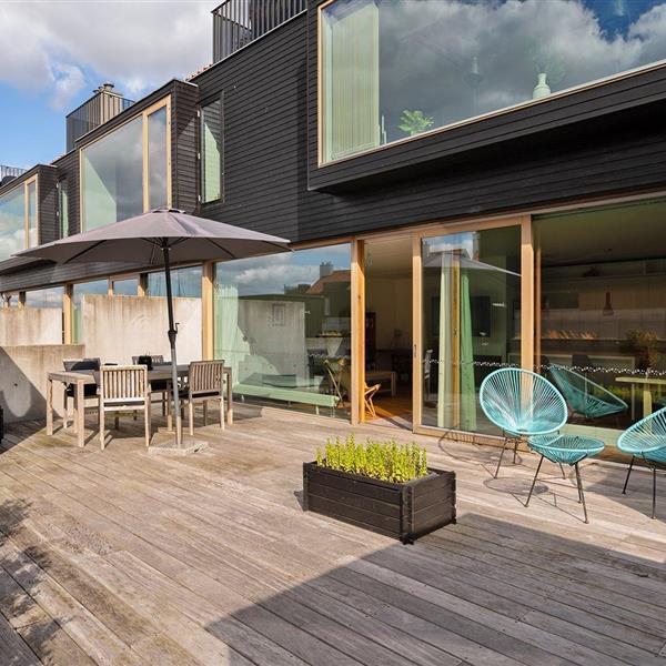 Emne nr.: 121-52-3678