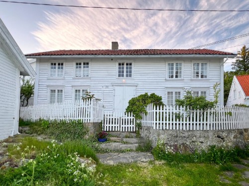 Holiday home - 8 persons -  - Loshavn - 4550 - Farsund
