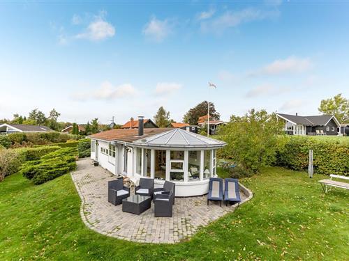 Sommerhus - 6 personer -  - Tjørnevænget - Fakse Ladeplads - 4640 - Fakse