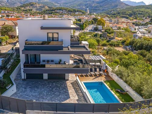 Holiday home - 8 persons -  - Ulica don Frane Bulica - Split-Solin - 21210 - Solin
