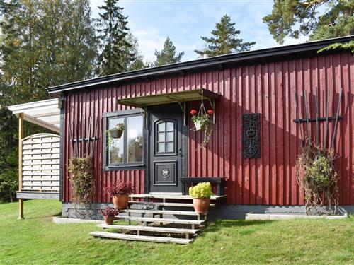 Holiday Home/Apartment - 3 persons -  - Tolskeppsvägen - 612 93 - Finspång