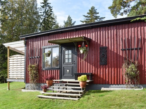 Sommerhus - 3 personer -  - Tolskeppsvägen - 612 93 - Finspång