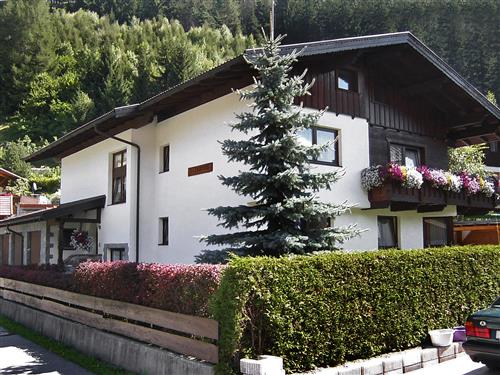 Holiday Home/Apartment - 8 persons -  - Matrei Am Brenner - 6145
