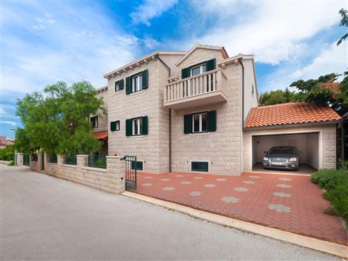 Holiday apartment - 6 persons -  - Put Guvna - 21410 - Postira