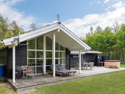 Sommerhus - 6 personer -  - Toftegårdsvej - 3790 - Hasle