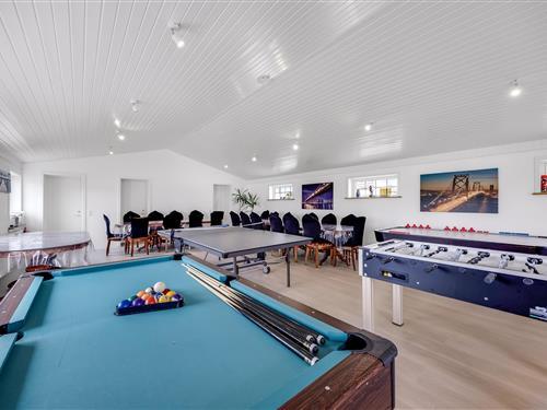 Sommerhus - 10 personer -  - Lønstrupvej - 9480 - Løkken