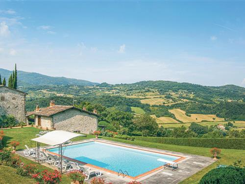 Sommerhus - 10 personer -  - Loc. Orticaia - 50062 - Dicomano