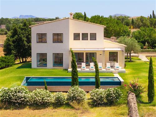 Holiday home - 8 persons -  - Diseminado Diseminados, - 07529 - Ariañy