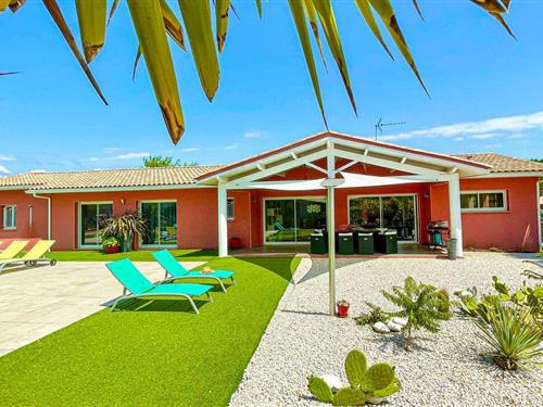 Holiday home - 9 persons -  - Chemin de la Baudière - 34370 - Creissan