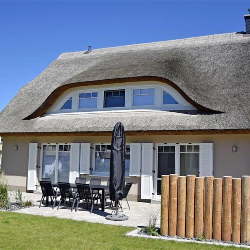 Sommerhus - 8 personer -  - 18551 - Glowe