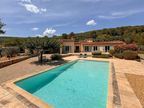 Holiday home - 7 persons -  - route des Quatre Chemins - 83690 - Salernes