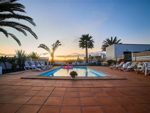 Holiday home - 10 persons -  - 35640 - La Oliva