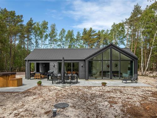 Sommerhus - 8 personer -  - Strandbyskoven - Dueodde - 3730 - Nexø