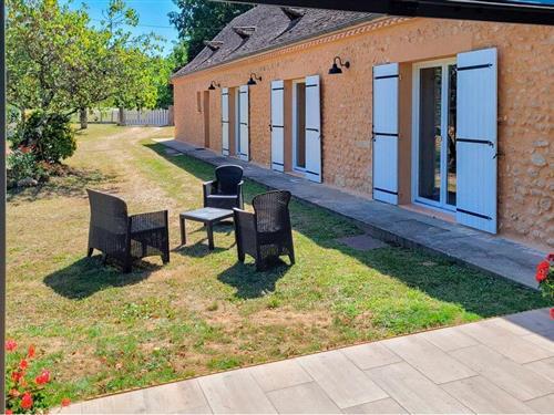 Holiday home - 6 persons -  - Route de la Vigne - 24330 - La Douze
