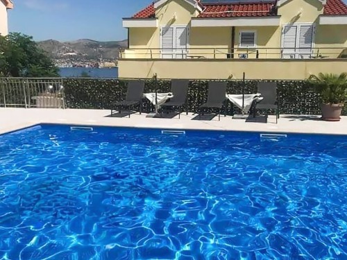 Ferieleilighet - 4 personer -  - Planikovica V/ - Ciovo-Okrug Gornji - 21223 - Okrug Gornji
