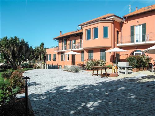 Ferieleilighet - 5 personer -  - San Lorenzo Al Mare - 18100