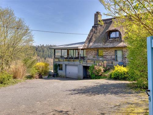 Feriehus - 9 personer -  - La Durandière - 50150 - Brouains