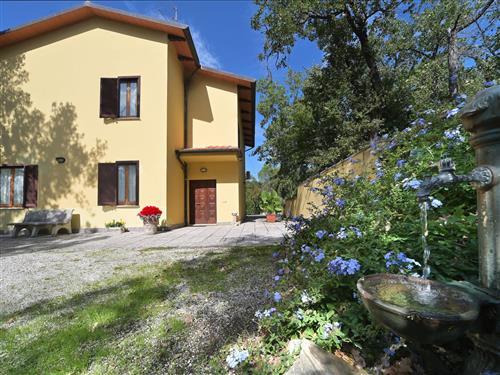 Holiday Home/Apartment - 8 persons -  - Magione - 06063