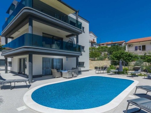 Villa - 12 persons -  - 52000 - Pula