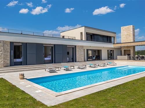 Holiday home - 13 persons -  - Skrinjari - Buje-Brtonigla - 52474 - Brtonigla