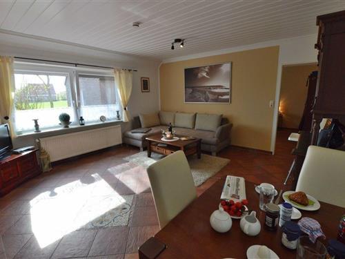 Holiday Home/Apartment - 2 persons -  - Tunnelstrasse - 26506 - Norddeich