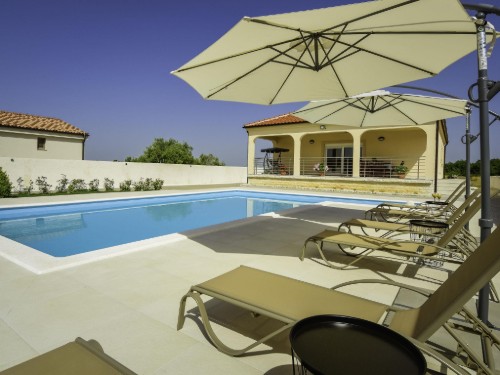 Ferienhaus - 6 Personen -  - Ražanac - 23241