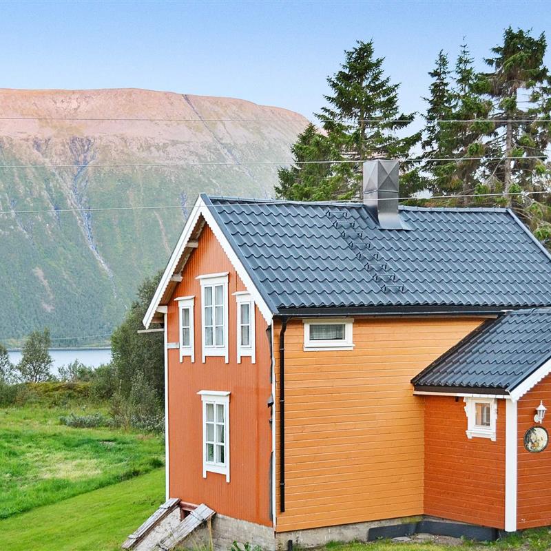  - 6 personer -  - Holand - Troms - 8409 - Gullesfjord