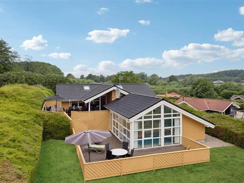 Sommerhus - 10 personer -  - Udsigten - Spodsbjerg - 5900 - Rudkøbing