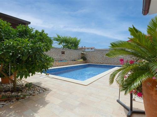 Ferienhaus - 3 Personen -  - 52100 - Pula