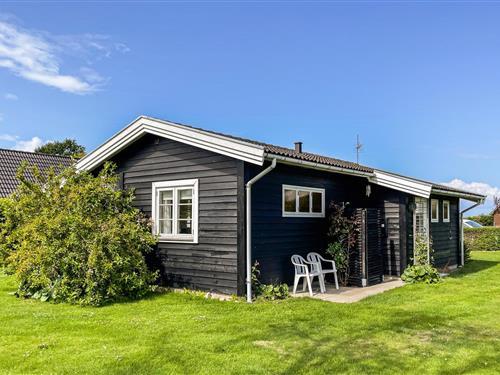 Holiday home - 5 persons -  - Fyrrevænget - Tørresø - 5450 - Otterup