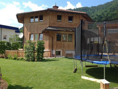 Holiday Home/Apartment - 13 persons -  - Obere Nasensiedlung - 6305 - Itter