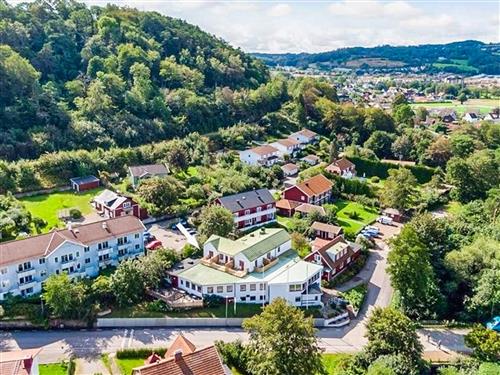 Vacation center - 1 person -  - Stationsterassen10 - 26936 - Båstad