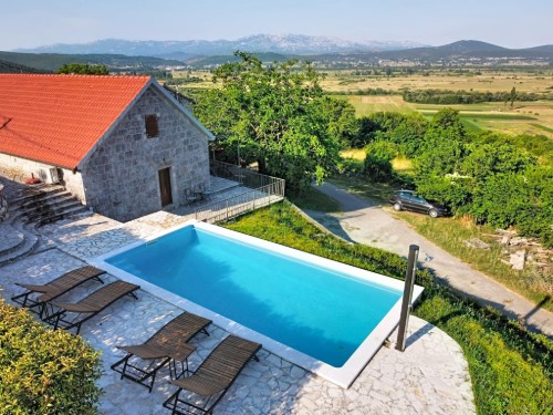 Holiday home - 2 persons -  - 21240 - Trilj