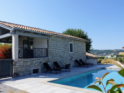 Ferienhaus - 6 Personen -  - 52000 - Bazgalji