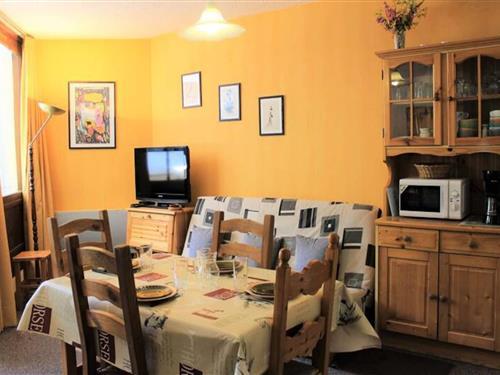 Holiday Home/Apartment - 6 persons -  - 05560 - Vars