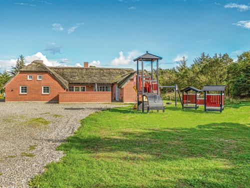Sommerhus - 16 personer -  - Brunbjergvej - Lodbjerg Hede - 6950 - Ringkøbing