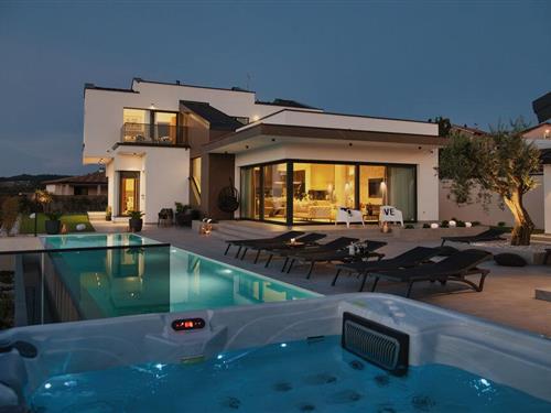 Holiday home - 8 persons -  - Ulica Dolinja Vas - Buje-Momjan - 52462 - Momjan