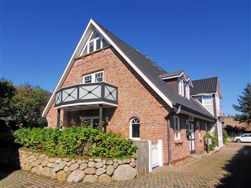 Holiday Home/Apartment - 6 persons -  - Lerchenweg - 25980 - Westerland Auf Sylt