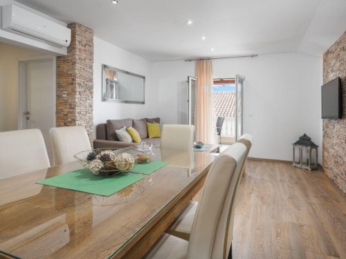 Holiday apartment - 4 persons -  - 22211 - Vodice