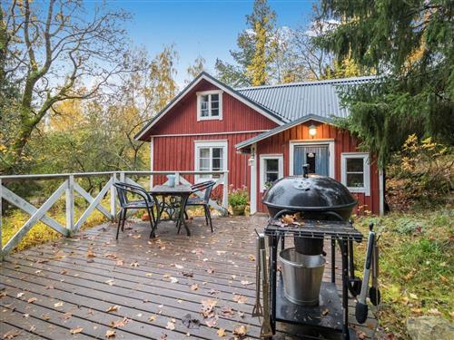 Holiday Home/Apartment - 6 persons -  - Karjalohja - 09120