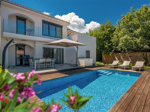 Holiday home - 8 persons -  - Odvojak Rijecke ulice - Krk-Malinska - 51511 - Malinska