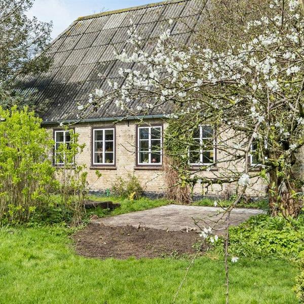 Emne nr.: 130-F09528