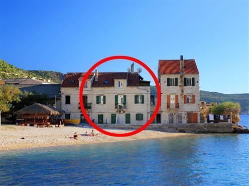 Holiday apartment - 4 persons -  - Obala Pape Aleksandra III - 21485 - Komiza